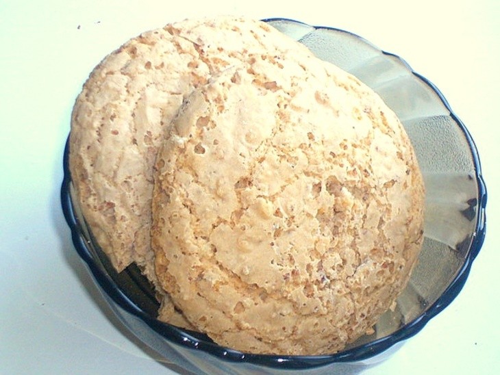 Сырный десерт с миндальным печеньем