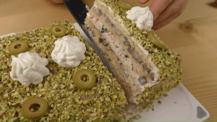Закусочный торт "морской наполеон"