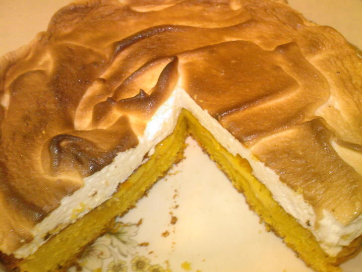 Итальянский пирог с безе и апельсиновым кремом